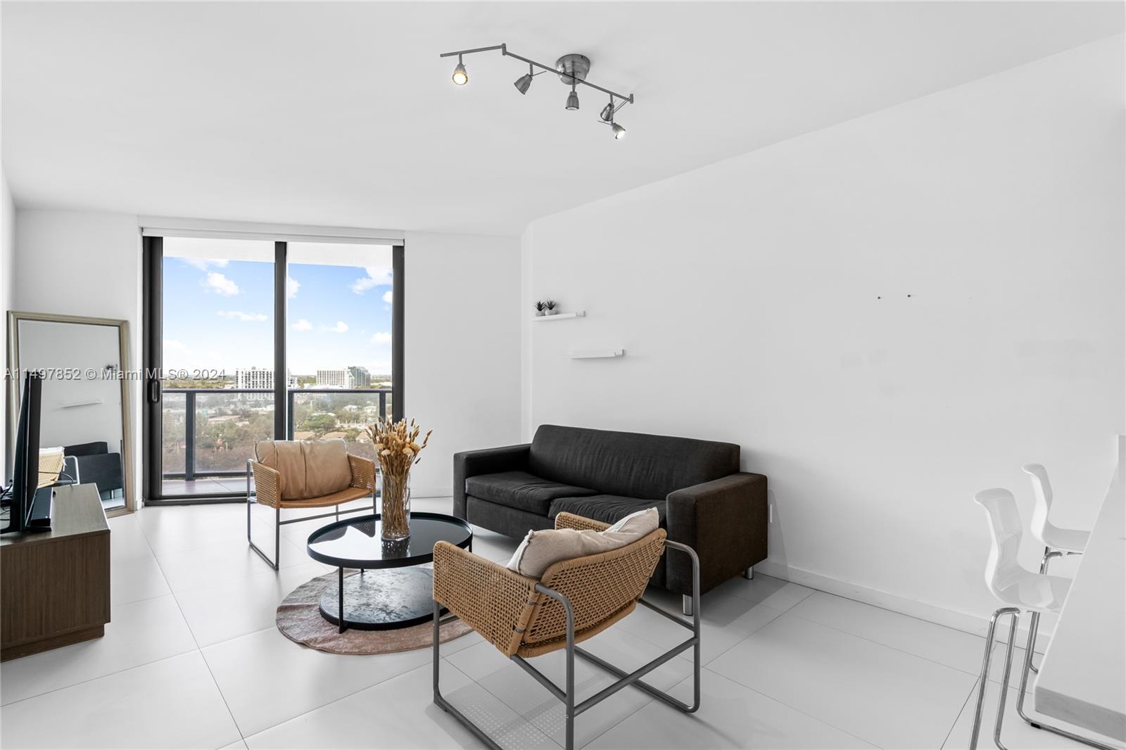 501 NE 31st 1110, Miami, Florida 33137, 2 Bedrooms Bedrooms, ,2 BathroomsBathrooms,Residential,For Sale,501 NE 31st 1110,A11497852