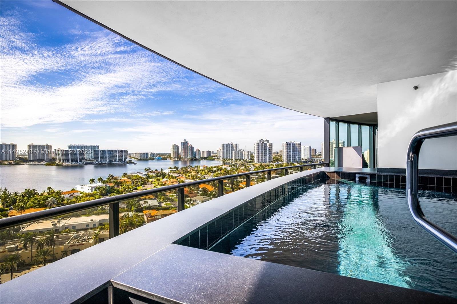 18555 Collins Ave, Sunny Isles Beach, FL, 33160 United States, 4 Bedrooms Bedrooms, ,4 BathroomsBathrooms,Residential,For Sale,Collins Ave,A11498248