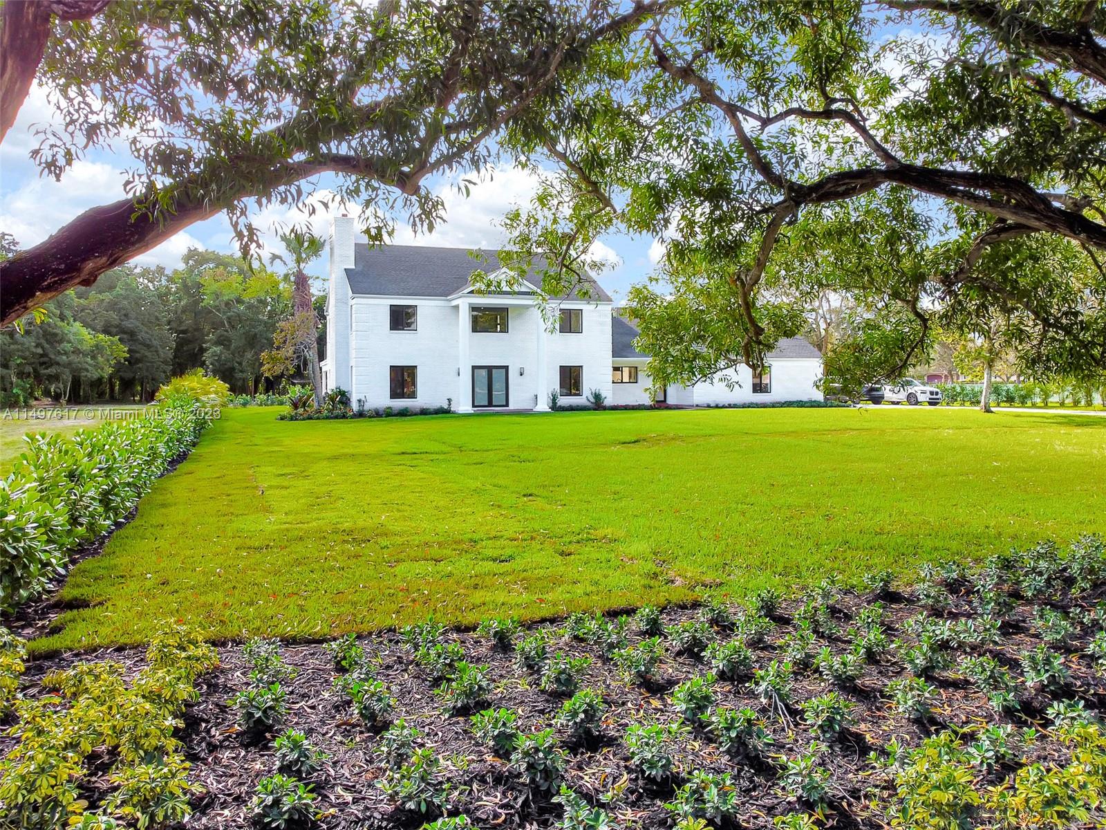 18090 52nd Ct, Southwest Ranches, FL, 33331 United States, 5 Bedrooms Bedrooms, ,5 BathroomsBathrooms,Residential,For Sale,52nd Ct,A11497617