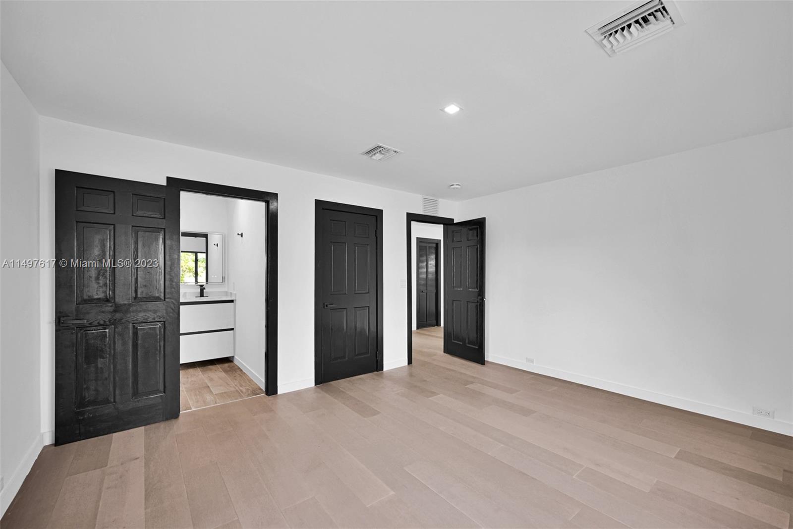 18090 52nd Ct, Southwest Ranches, FL, 33331 United States, 5 Bedrooms Bedrooms, ,5 BathroomsBathrooms,Residential,For Sale,52nd Ct,A11497617