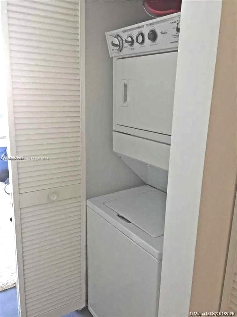 244 Biscayne Blvd 341, Miami, Florida 33132, ,1 BathroomBathrooms,Residential,For Sale,244 Biscayne Blvd 341,A11496293