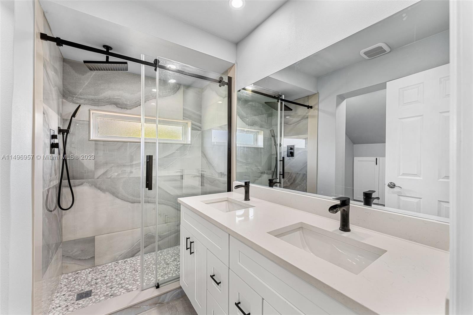 6403 Highway A1A, Melbourne Beach, FL, 32951 United States, 7 Bedrooms Bedrooms, ,7 BathroomsBathrooms,Residential,For Sale,Highway A1A,A11496957