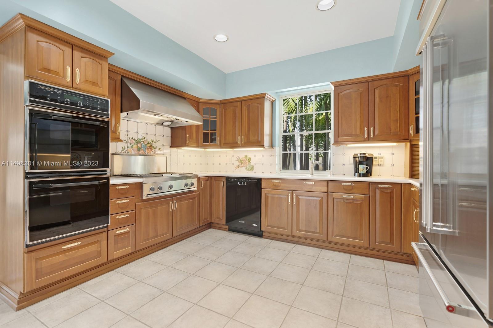 4600 Santa Maria St, Coral Gables, FL, 33146 United States, 5 Bedrooms Bedrooms, ,5 BathroomsBathrooms,Residential,For Sale,Santa Maria St,A11498301