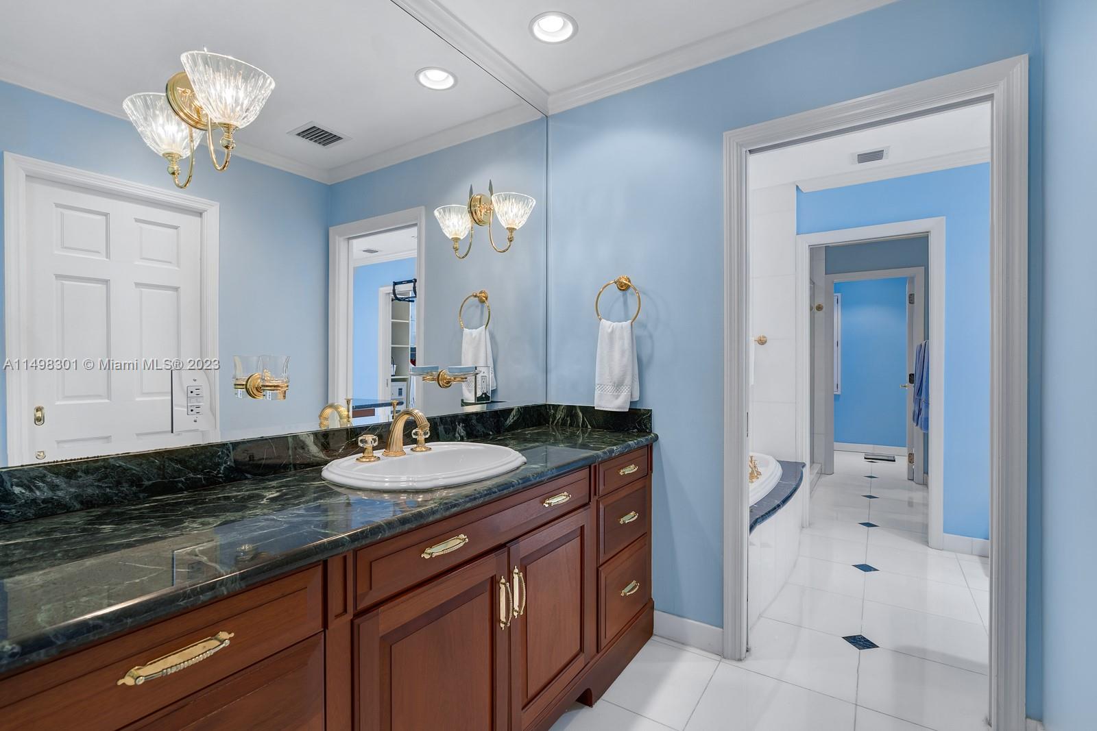 4600 Santa Maria St, Coral Gables, FL, 33146 United States, 5 Bedrooms Bedrooms, ,5 BathroomsBathrooms,Residential,For Sale,Santa Maria St,A11498301