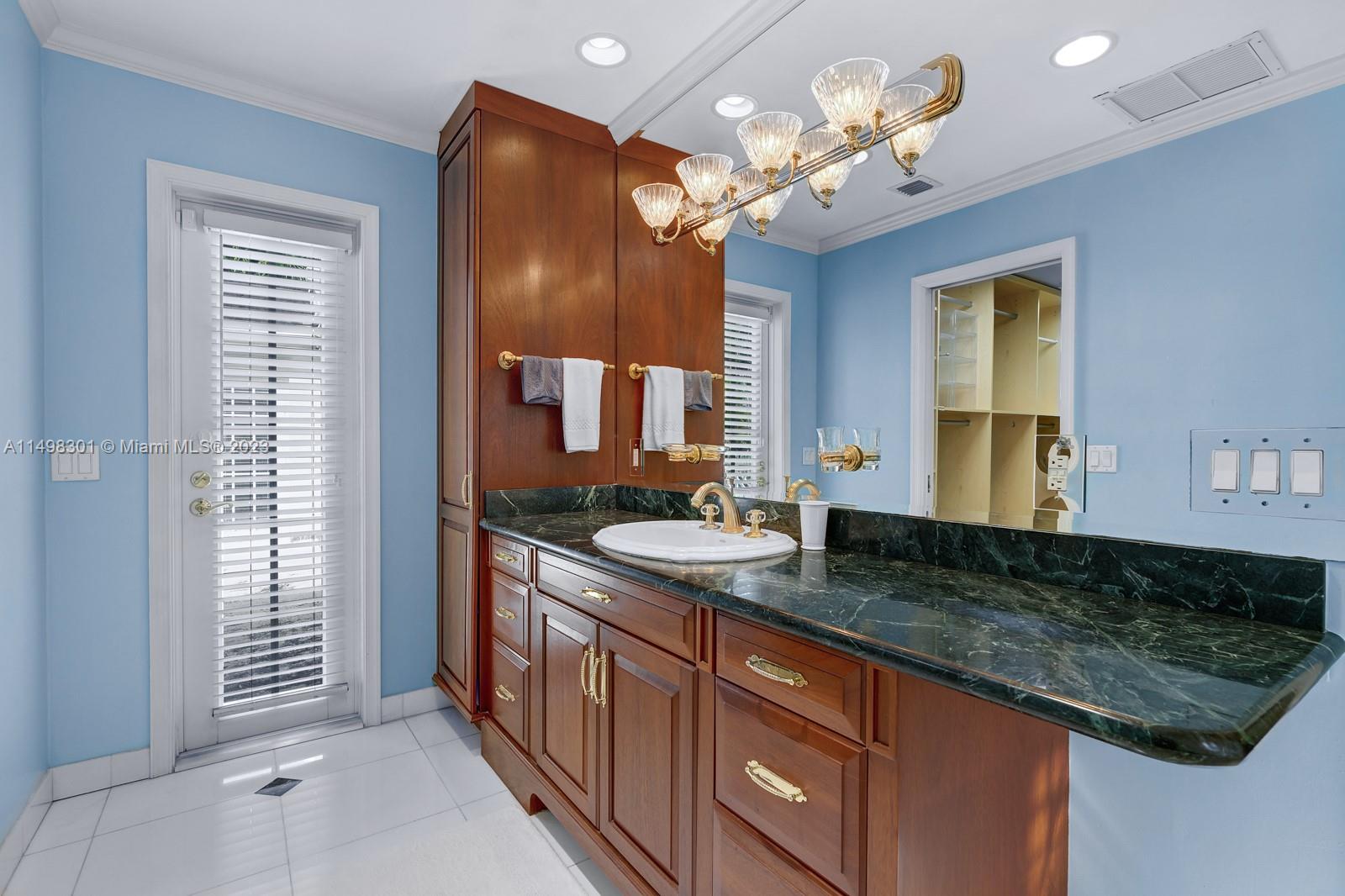 4600 Santa Maria St, Coral Gables, FL, 33146 United States, 5 Bedrooms Bedrooms, ,5 BathroomsBathrooms,Residential,For Sale,Santa Maria St,A11498301