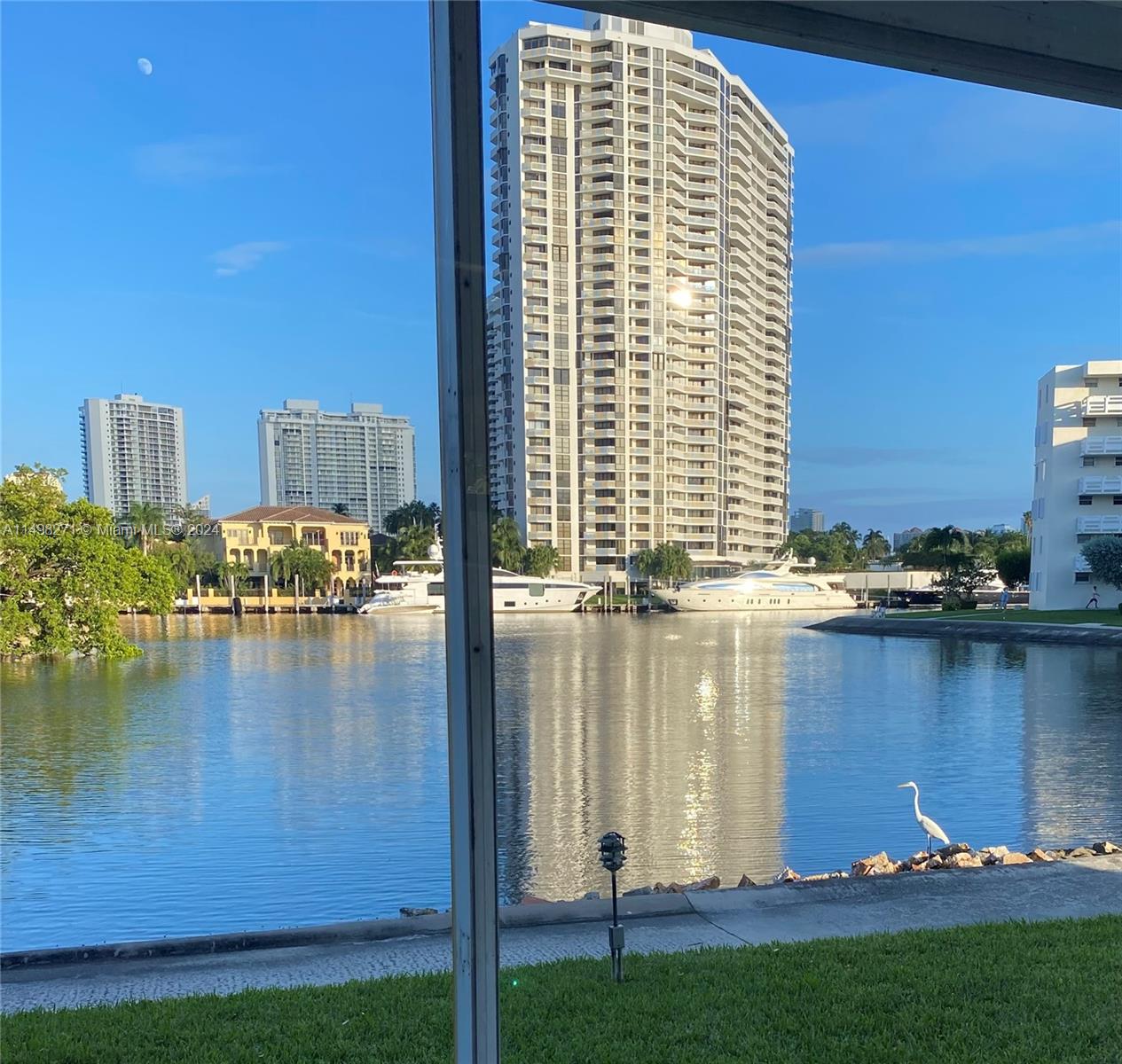 2930 Point East Dr, Aventura, FL, 33160 United States, 1 Bedroom Bedrooms, ,1 BathroomBathrooms,Residential,For Sale,Point East Dr,A11498271