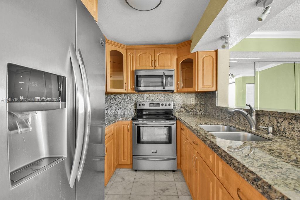 11800 SW 18th St 529-4, Miami, Florida 33175, 2 Bedrooms Bedrooms, ,2 BathroomsBathrooms,Residential,For Sale,11800 SW 18th St 529-4,A11497966