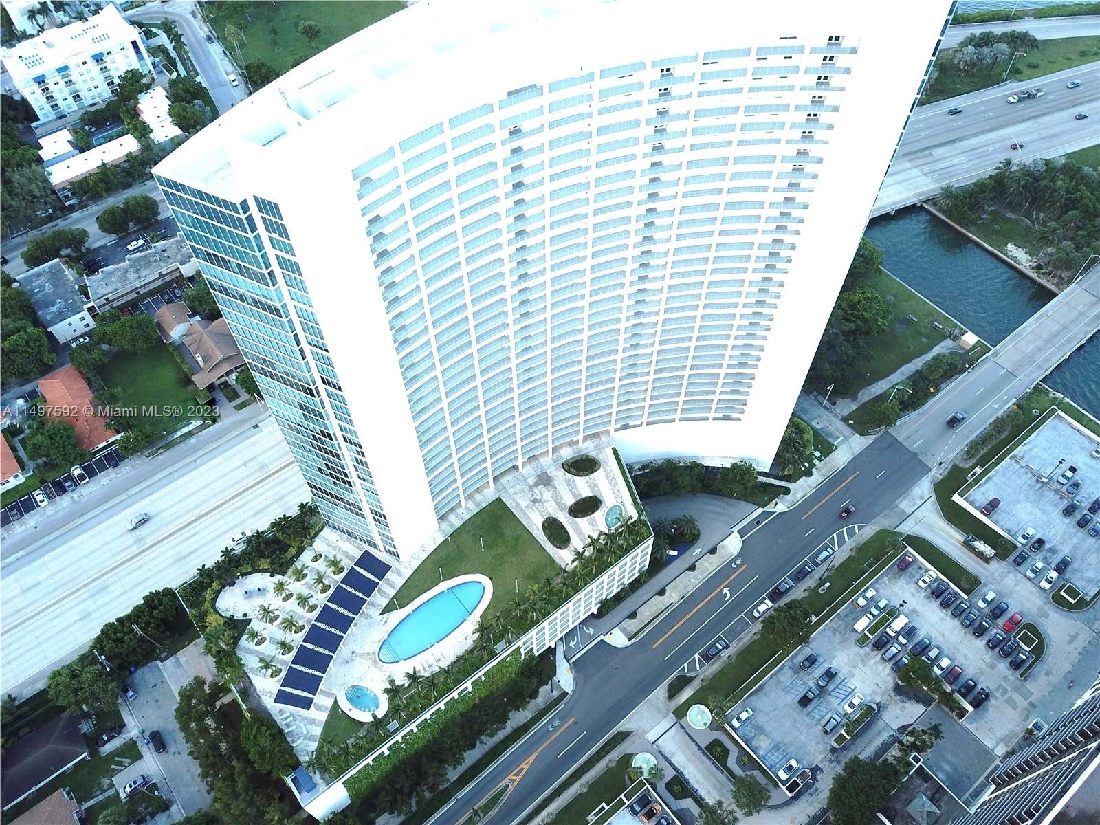 601 NE 36th St 1306, Miami, Florida 33137, 2 Bedrooms Bedrooms, ,2 BathroomsBathrooms,Residential,For Sale,601 NE 36th St 1306,A11497592