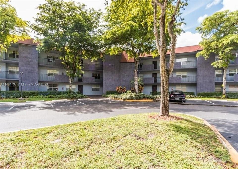 8450 Lagos De Campo 107, Tamarac, Florida 33321, 2 Bedrooms Bedrooms, ,2 BathroomsBathrooms,Residential,For Sale,8450 Lagos De Campo 107,A11491797