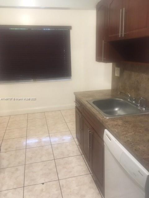 8450 Lagos De Campo 107, Tamarac, Florida 33321, 2 Bedrooms Bedrooms, ,2 BathroomsBathrooms,Residential,For Sale,8450 Lagos De Campo 107,A11491797