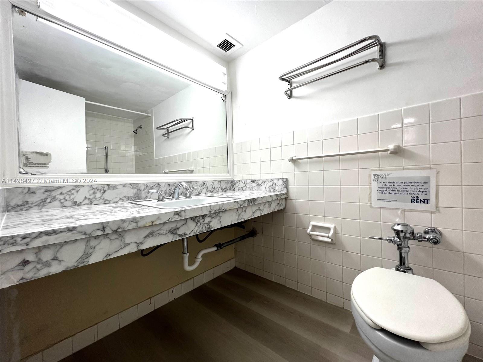 26 Diplomat Pkwy 2345, Hallandale Beach, Florida 33009, 1 Bedroom Bedrooms, ,1 BathroomBathrooms,Residential,For Sale,26 Diplomat Pkwy 2345,A11498497