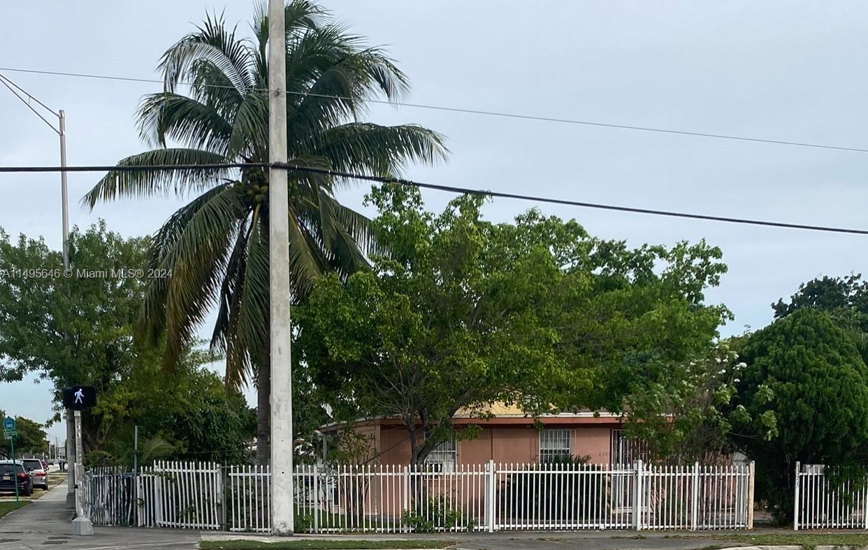13475 NW 17th Ave, North Miami, Florida 33167, 4 Bedrooms Bedrooms, ,2 BathroomsBathrooms,Residential,For Sale,13475 NW 17th Ave,A11495646