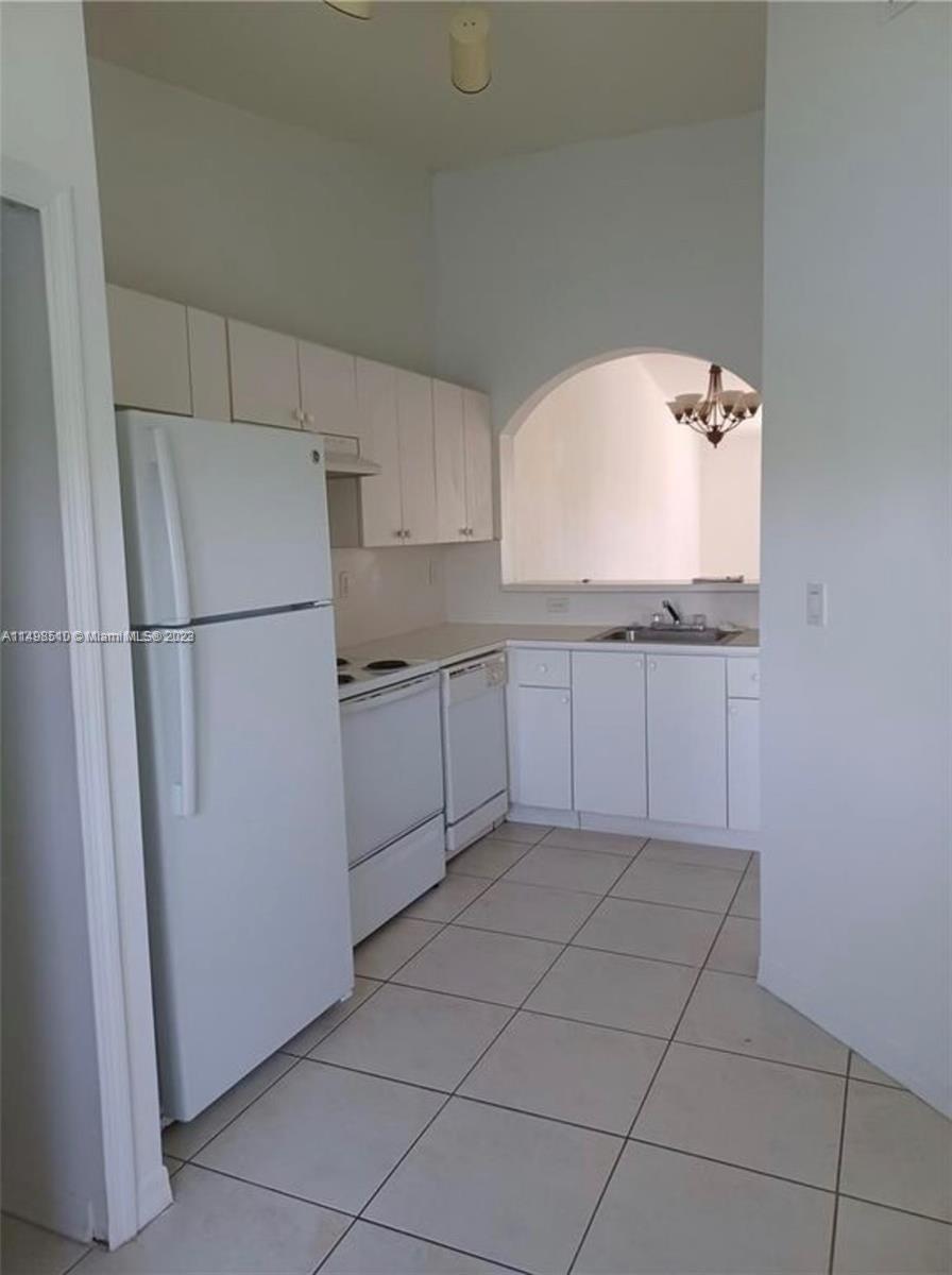 1270 SE 26th St 205, Homestead, Florida 33035, 2 Bedrooms Bedrooms, ,2 BathroomsBathrooms,Residential,For Sale,1270 SE 26th St 205,A11498510