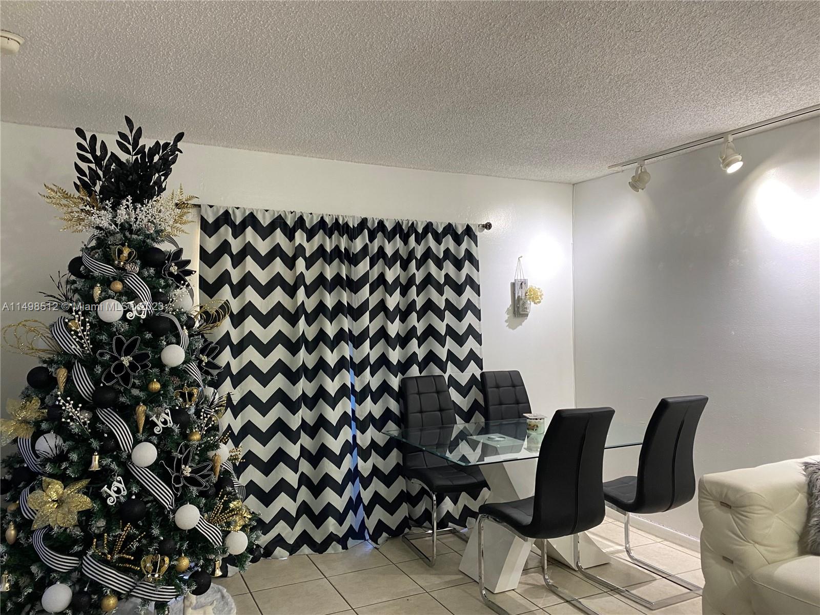 14951 SW 82nd Lane 17-305, Miami, Florida 33193, 2 Bedrooms Bedrooms, ,2 BathroomsBathrooms,Residential,For Sale,14951 SW 82nd Lane 17-305,A11498512