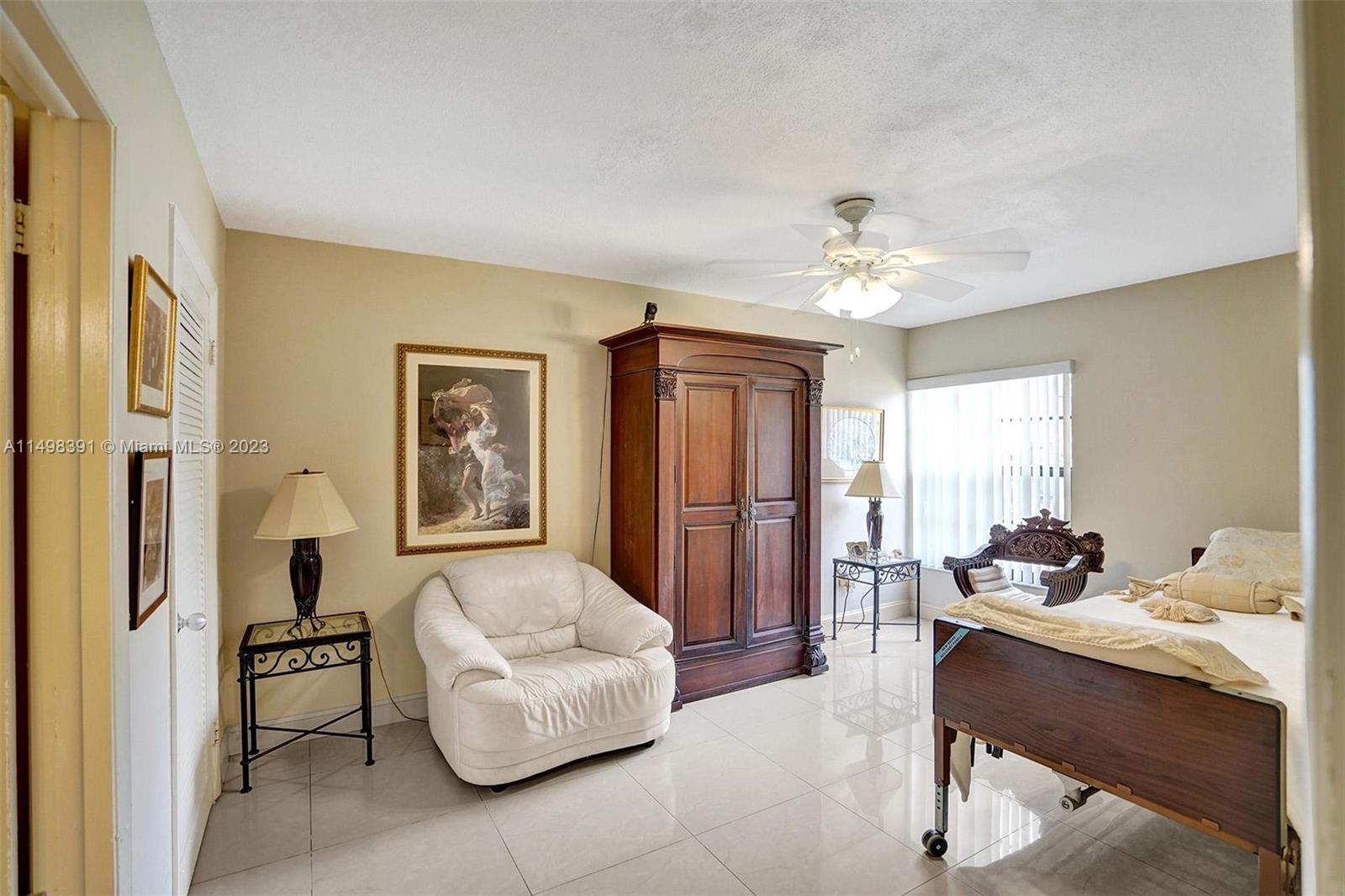 10431 Kendall Dr, Miami, FL, 33176 United States, 2 Bedrooms Bedrooms, ,2 BathroomsBathrooms,Residential,For Sale,Kendall Dr,A11498391