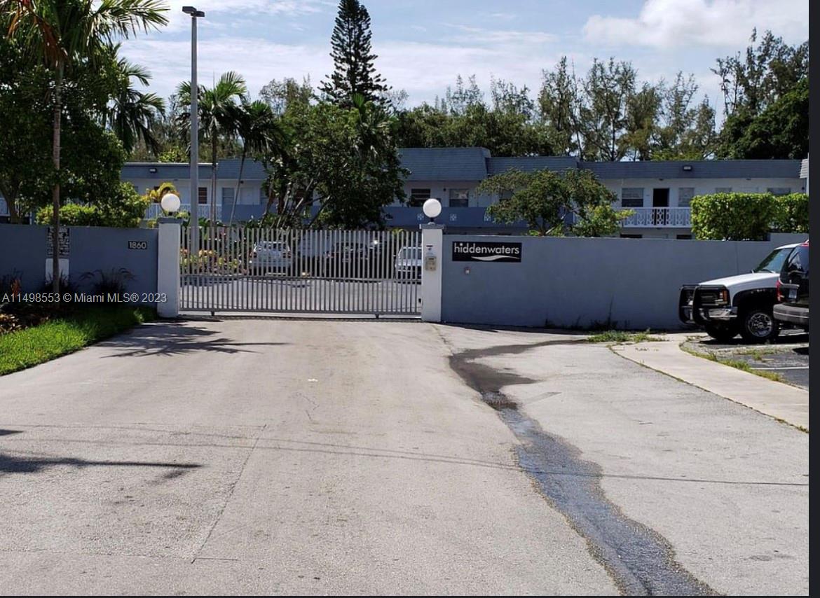 Undisclosed For Sale A11498553, FL