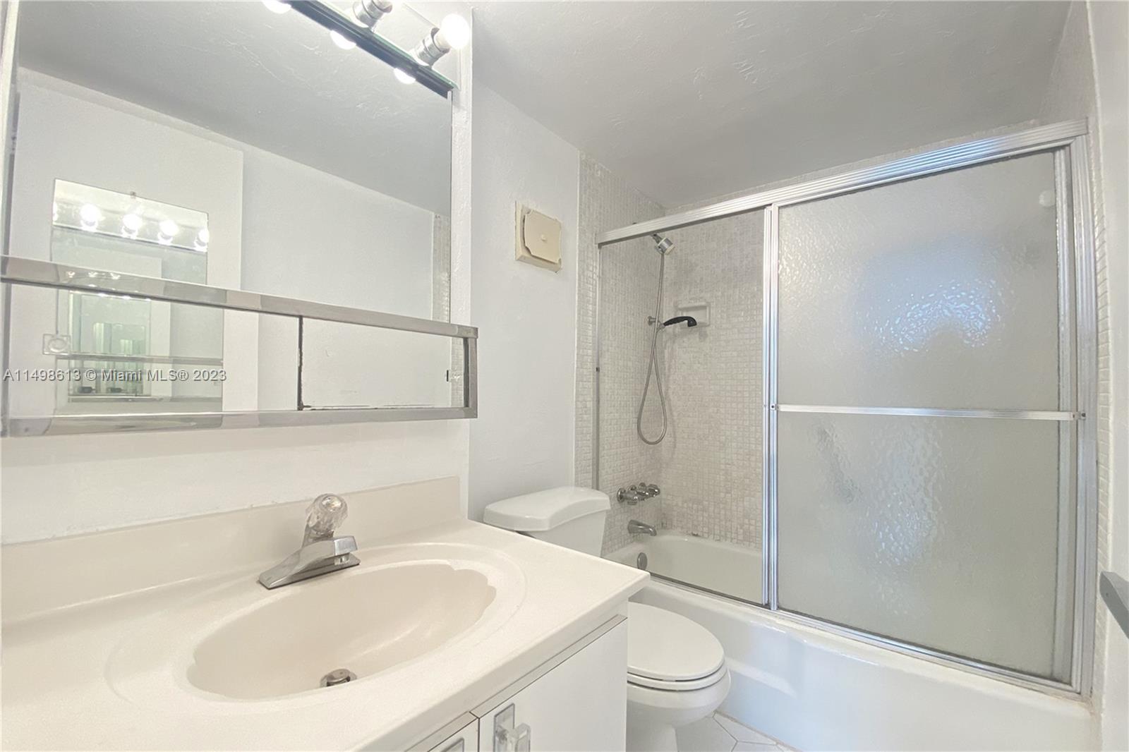 17800 Atlantic Blvd, Sunny Isles Beach, FL, 33160 United States, 2 Bedrooms Bedrooms, ,2 BathroomsBathrooms,Residential,For Sale,Atlantic Blvd,A11498613