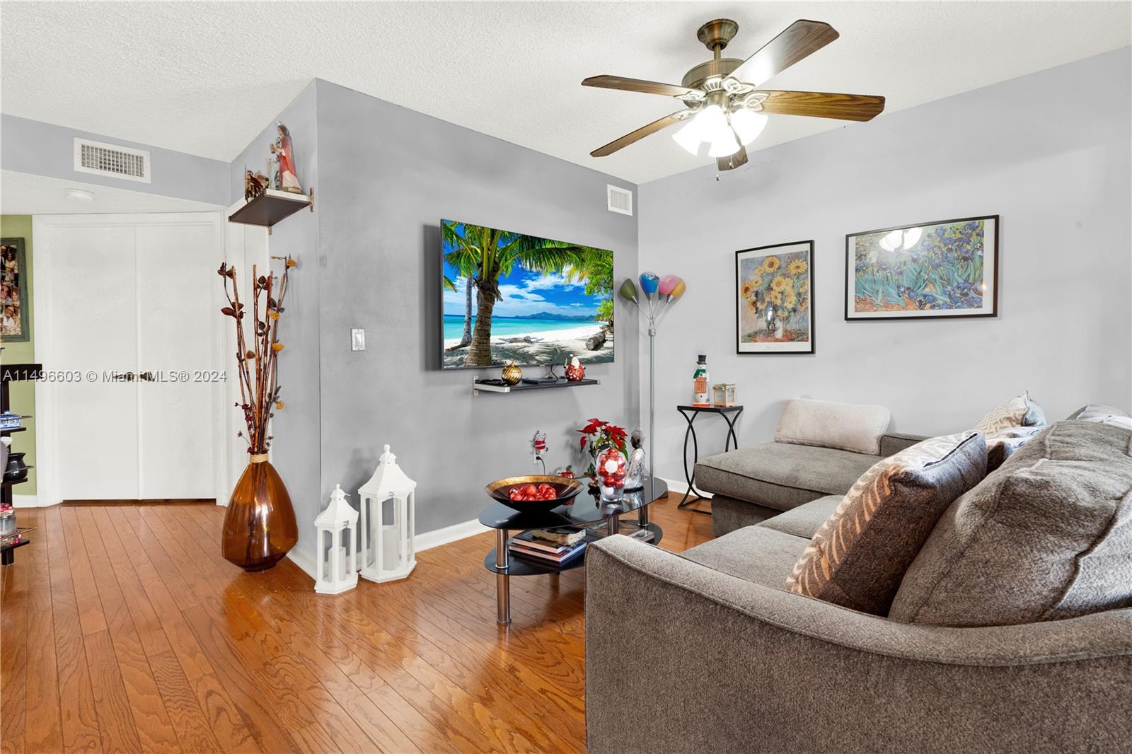 2009 SE 27th Dr 101-5B, Homestead, Florida 33035, 2 Bedrooms Bedrooms, ,2 BathroomsBathrooms,Residential,For Sale,2009 SE 27th Dr 101-5B,A11496603