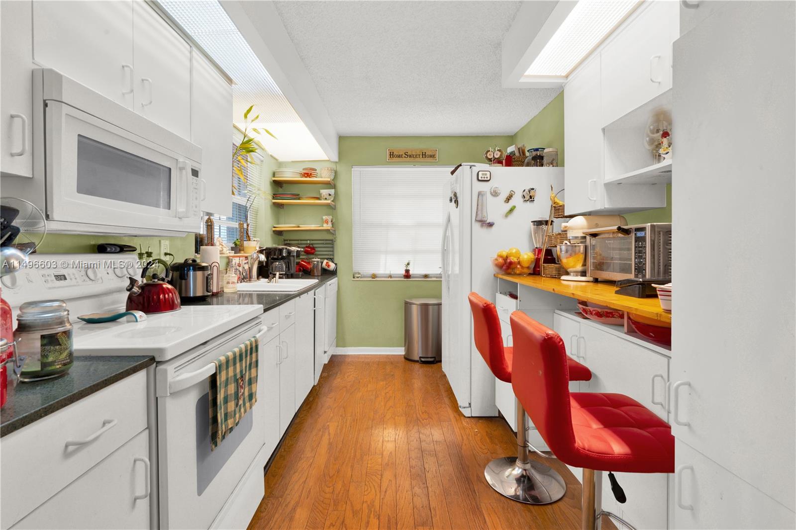 2009 SE 27th Dr 101-5B, Homestead, Florida 33035, 2 Bedrooms Bedrooms, ,2 BathroomsBathrooms,Residential,For Sale,2009 SE 27th Dr 101-5B,A11496603