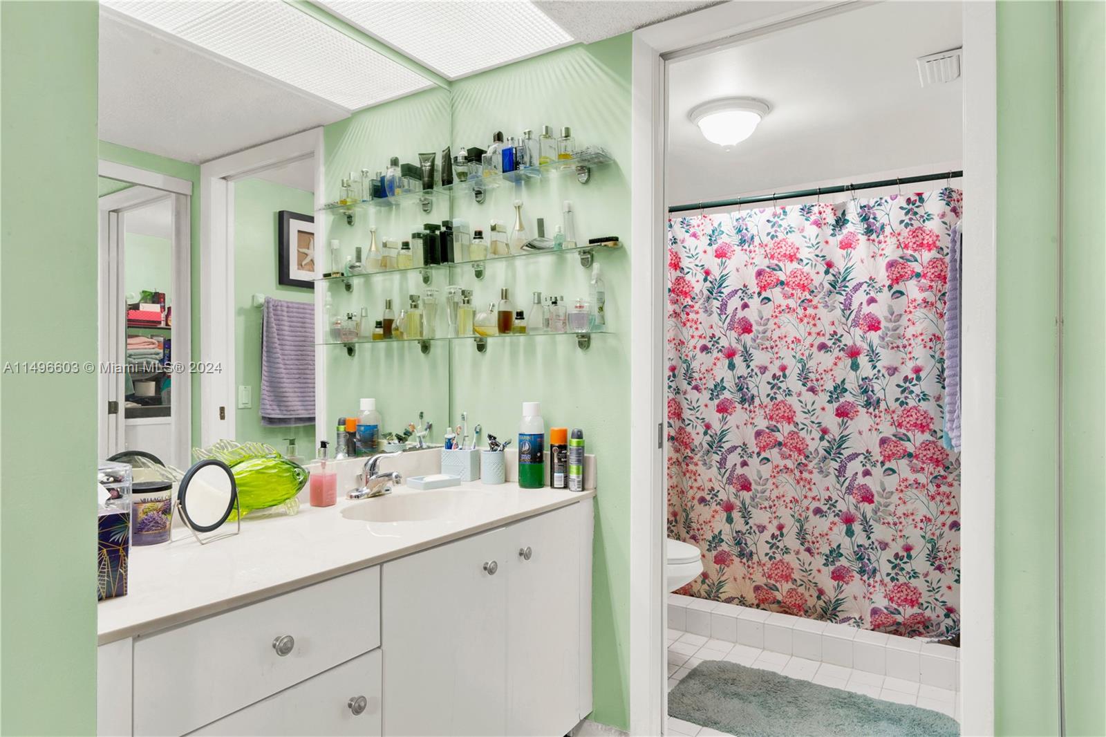 2009 SE 27th Dr 101-5B, Homestead, Florida 33035, 2 Bedrooms Bedrooms, ,2 BathroomsBathrooms,Residential,For Sale,2009 SE 27th Dr 101-5B,A11496603