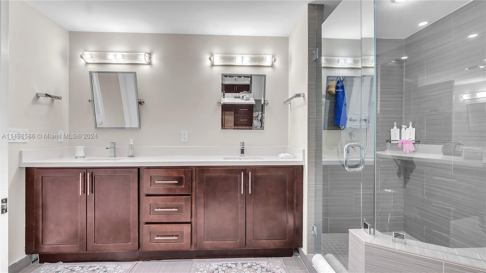 Fort Lauderdale, FL, 33305 United States, 3 Bedrooms Bedrooms, ,3 BathroomsBathrooms,Residential,For Sale,A11498586