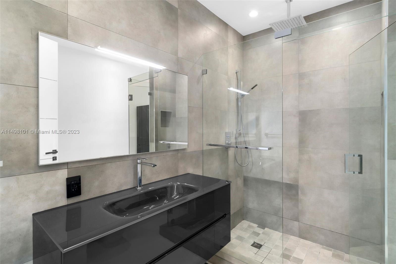 261 189th St, Sunny Isles Beach, Florida 33160, 4 Bedrooms Bedrooms, ,3 BathroomsBathrooms,Residential,For Sale,261 189th St,A11498101