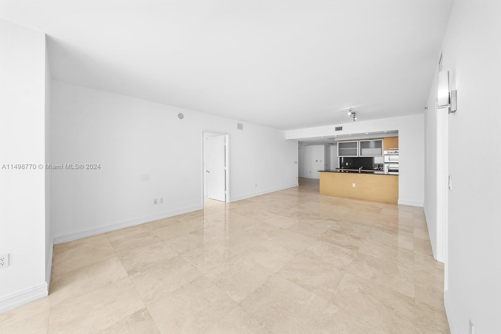 1830 S Ocean Dr UP-5004, Hallandale Beach, Florida 33009, 3 Bedrooms Bedrooms, ,3 BathroomsBathrooms,Residentiallease,For Rent,1830 S Ocean Dr UP-5004,A11498770