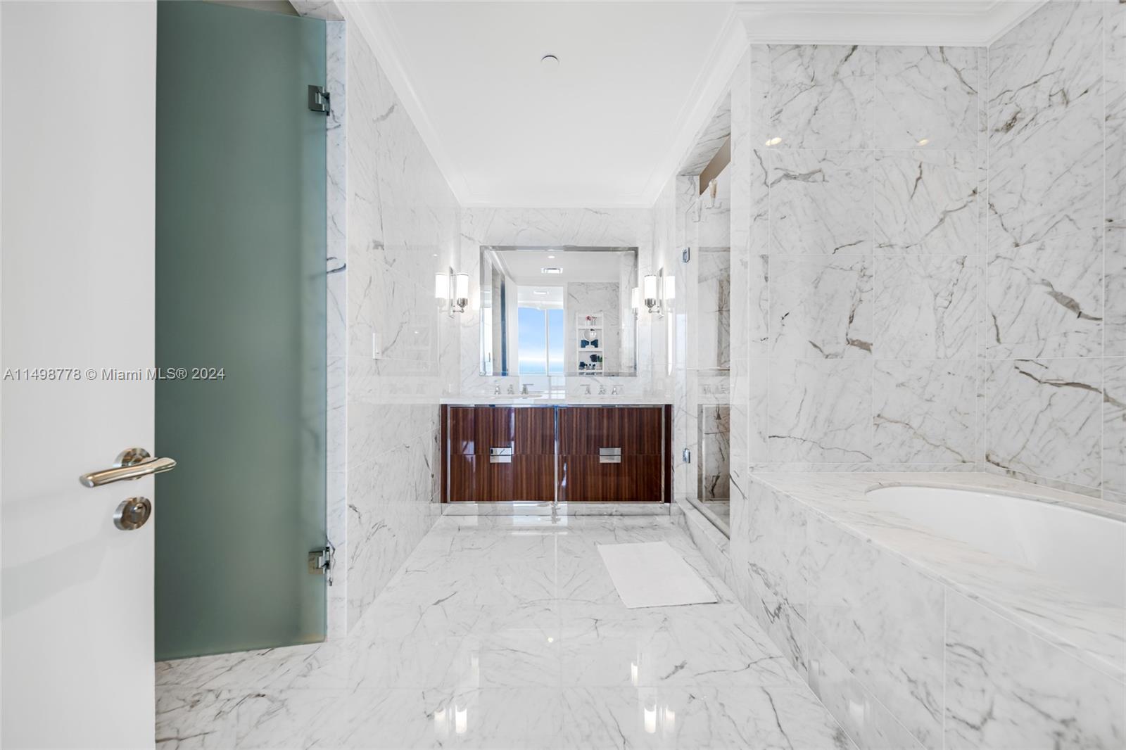 15701 Collins Ave, Sunny Isles Beach, FL, 33160 United States, 2 Bedrooms Bedrooms, ,2 BathroomsBathrooms,Residential,For Sale,Collins Ave,A11498778