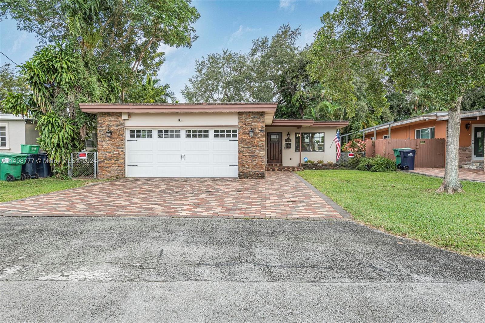6330 SW 34th St  For Sale A11498777, FL