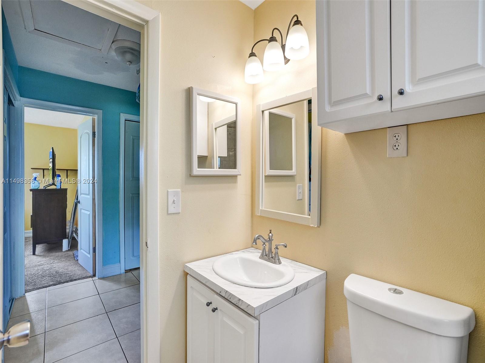 4021 SW 25th St, West Park, Florida 33023, 3 Bedrooms Bedrooms, ,2 BathroomsBathrooms,Residential,For Sale,4021 SW 25th St,A11498358