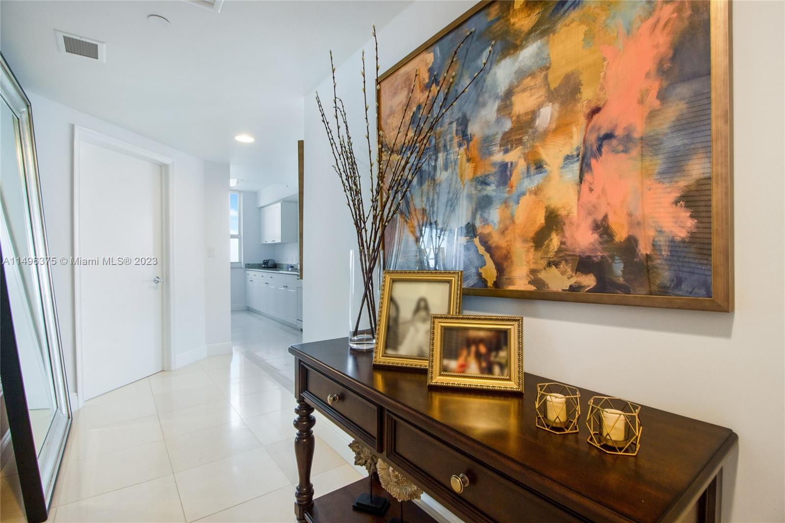 19501 W Country Club Dr 1813, Aventura, Florida 33180, 2 Bedrooms Bedrooms, ,2 BathroomsBathrooms,Residentiallease,For Rent,19501 W Country Club Dr 1813,A11496375