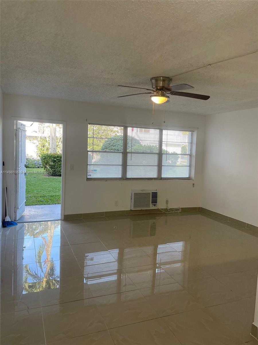 510 Durham R, Deerfield Beach, FL, 33442 United States, 1 Bedroom Bedrooms, ,1 BathroomBathrooms,Residential,For Sale,Durham R,A11498106