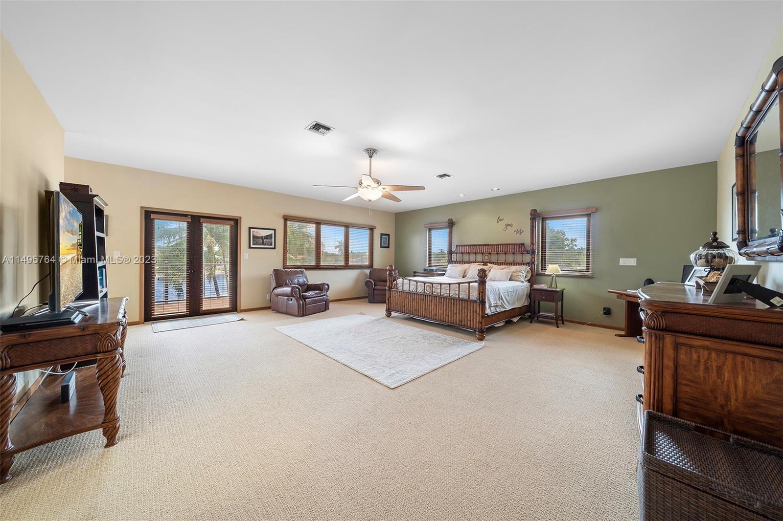 19441 W Saint Andrews Dr, Hialeah, Florida 33015, 4 Bedrooms Bedrooms, ,3 BathroomsBathrooms,Residential,For Sale,19441 W Saint Andrews Dr,A11495764