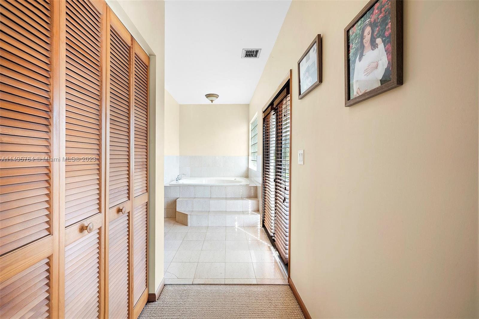 19441 W Saint Andrews Dr, Hialeah, Florida 33015, 4 Bedrooms Bedrooms, ,3 BathroomsBathrooms,Residential,For Sale,19441 W Saint Andrews Dr,A11495764