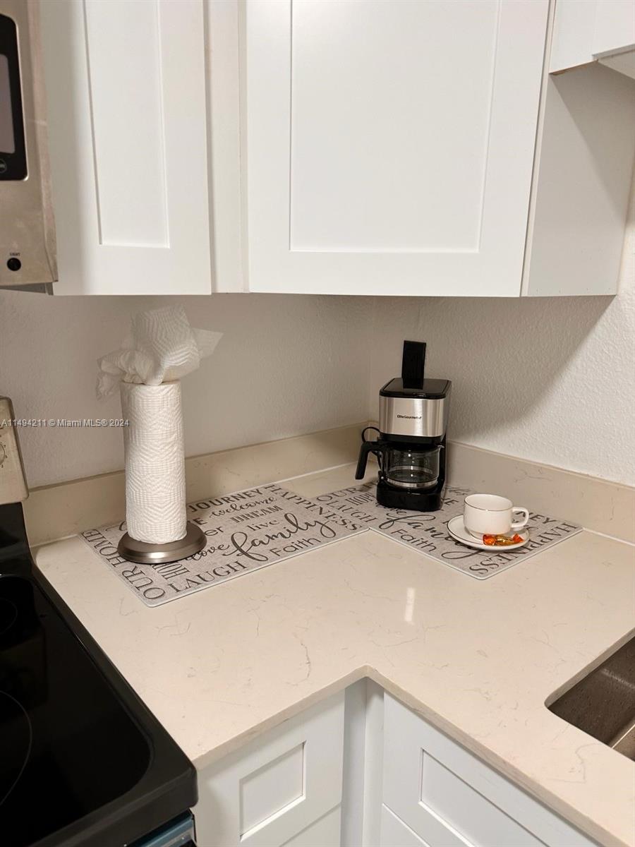 Hollywood, Florida 33021, 1 Bedroom Bedrooms, ,1 BathroomBathrooms,Residentiallease,For Rent,A11494211