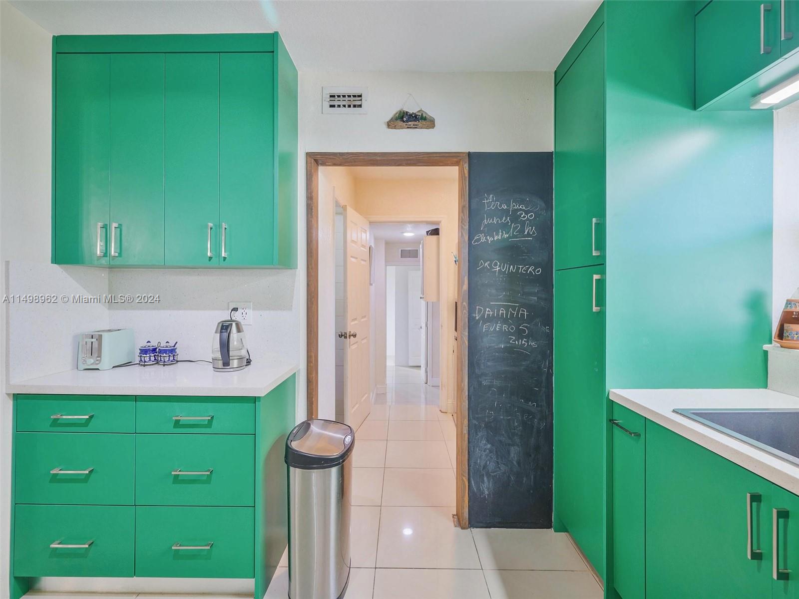 2605 Mckinley St, Hollywood, Florida 33020, 4 Bedrooms Bedrooms, 1 Room Rooms,2 BathroomsBathrooms,Residential,For Sale,2605 Mckinley St,A11498962