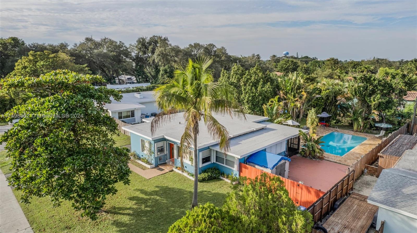 2605 Mckinley St, Hollywood, Florida 33020, 4 Bedrooms Bedrooms, 1 Room Rooms,2 BathroomsBathrooms,Residential,For Sale,2605 Mckinley St,A11498962