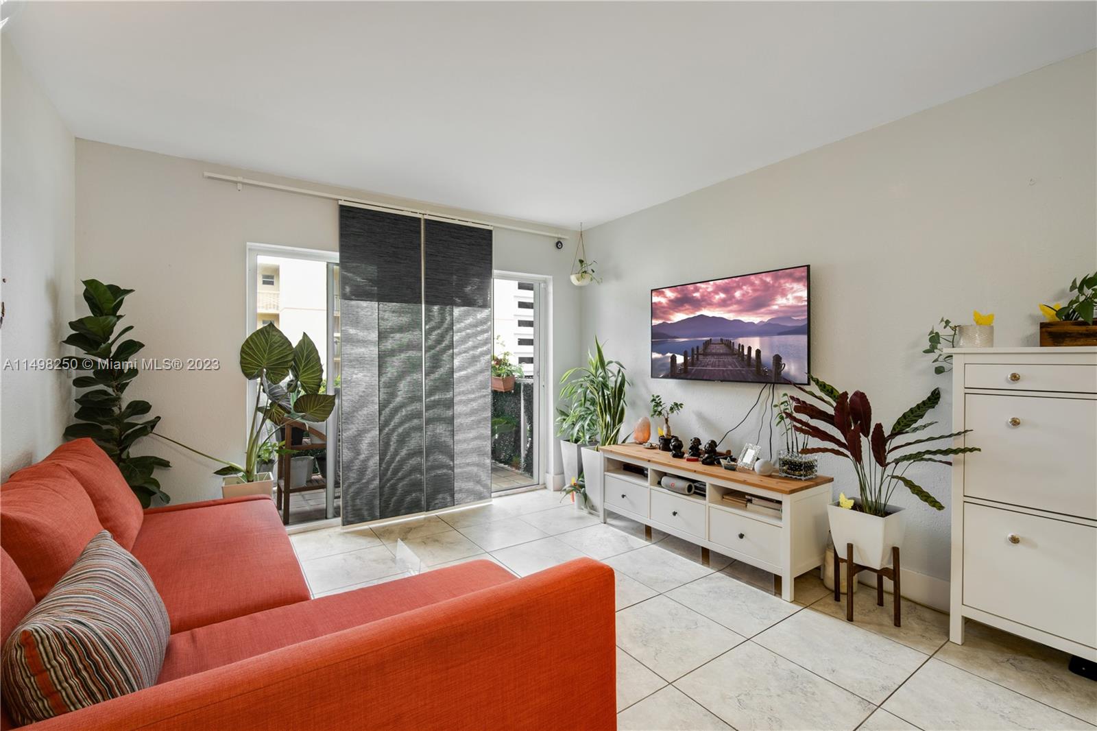 677 NE 24th St 505, Miami, Florida 33137, 1 Bedroom Bedrooms, ,1 BathroomBathrooms,Residential,For Sale,677 NE 24th St 505,A11498250