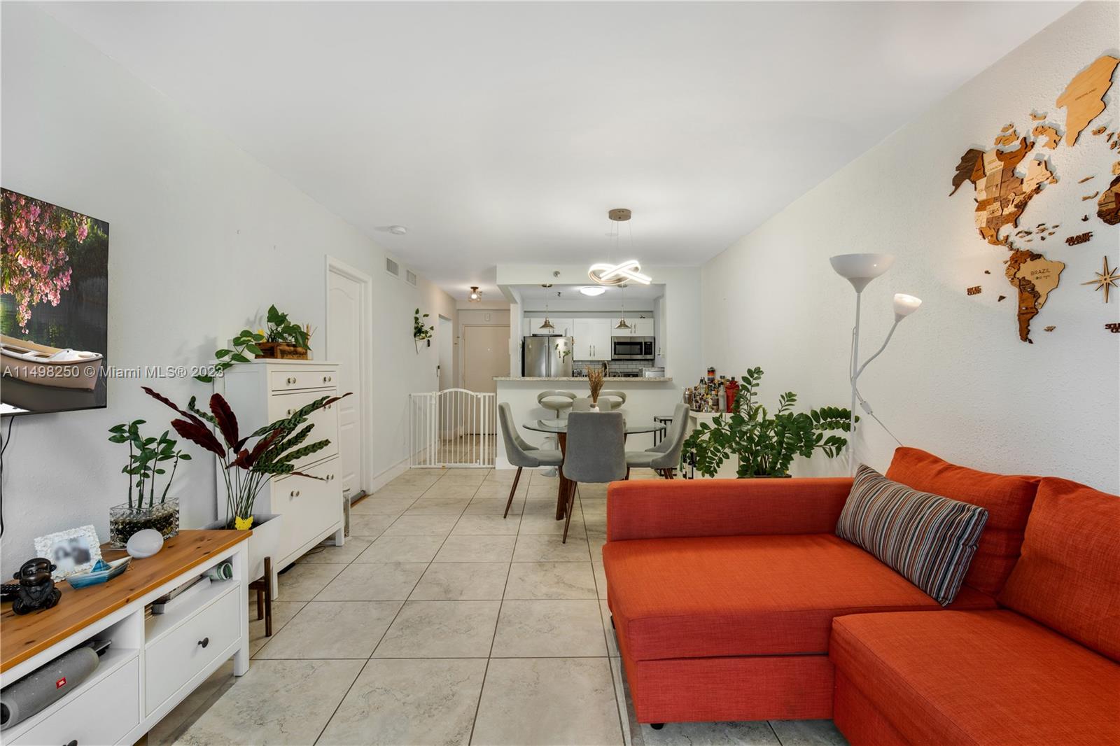 677 NE 24th St 505, Miami, Florida 33137, 1 Bedroom Bedrooms, ,1 BathroomBathrooms,Residential,For Sale,677 NE 24th St 505,A11498250