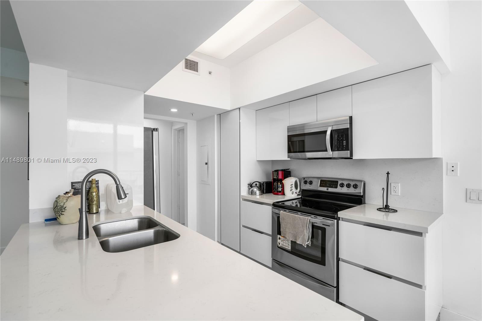 17375 Collins Ave 2603, Sunny Isles Beach, Florida 33160, 3 Bedrooms Bedrooms, ,2 BathroomsBathrooms,Residential,For Sale,17375 Collins Ave 2603,A11489801