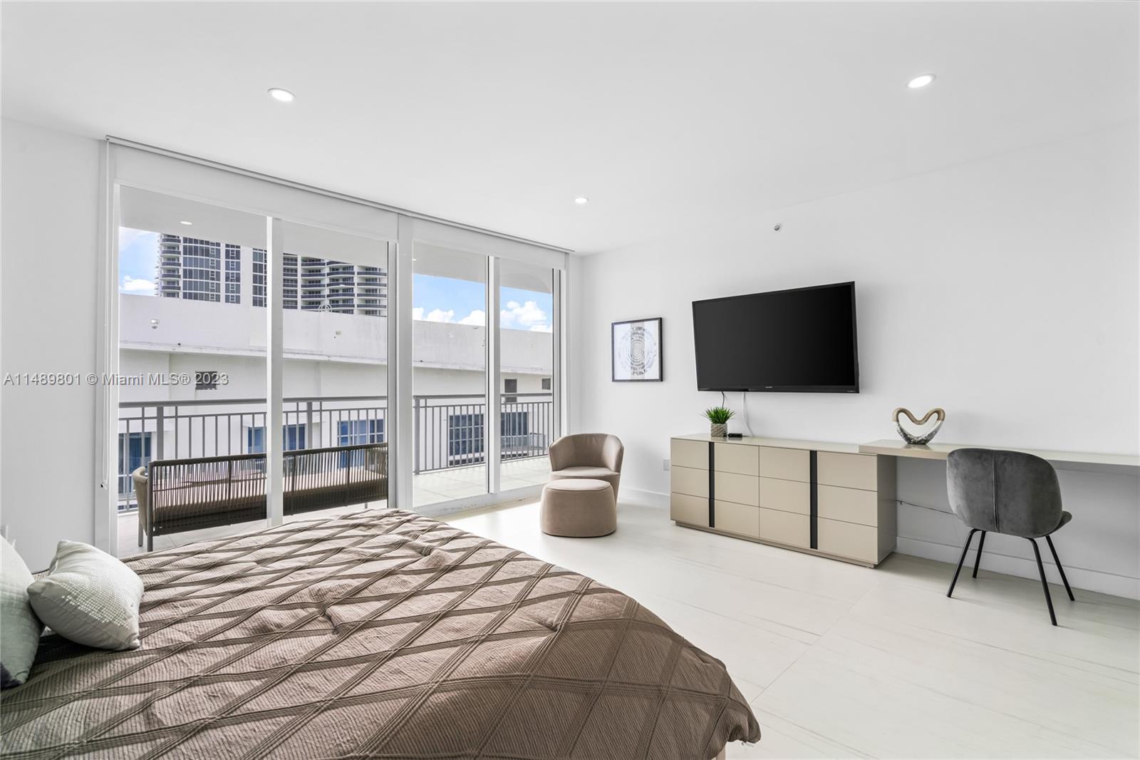 17375 Collins Ave 2603, Sunny Isles Beach, Florida 33160, 3 Bedrooms Bedrooms, ,2 BathroomsBathrooms,Residential,For Sale,17375 Collins Ave 2603,A11489801