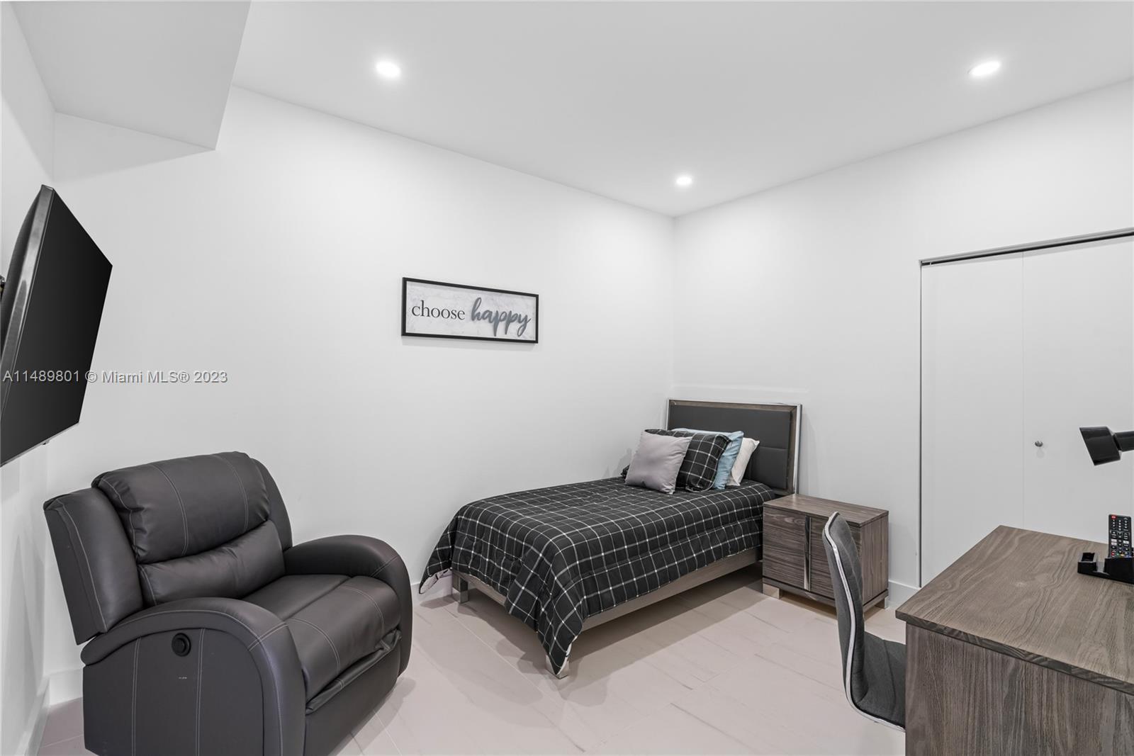 17375 Collins Ave 2603, Sunny Isles Beach, Florida 33160, 3 Bedrooms Bedrooms, ,2 BathroomsBathrooms,Residential,For Sale,17375 Collins Ave 2603,A11489801