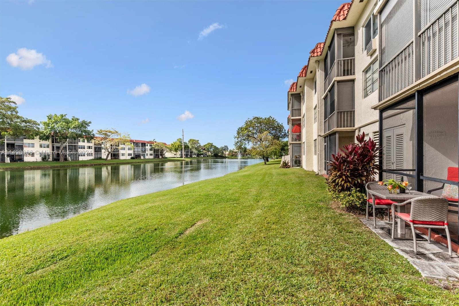 361 Hollybrook Dr, Pembroke Pines, FL, 33025 United States, 1 Bedroom Bedrooms, ,1 BathroomBathrooms,Residential,For Sale,Hollybrook Dr,A11498966