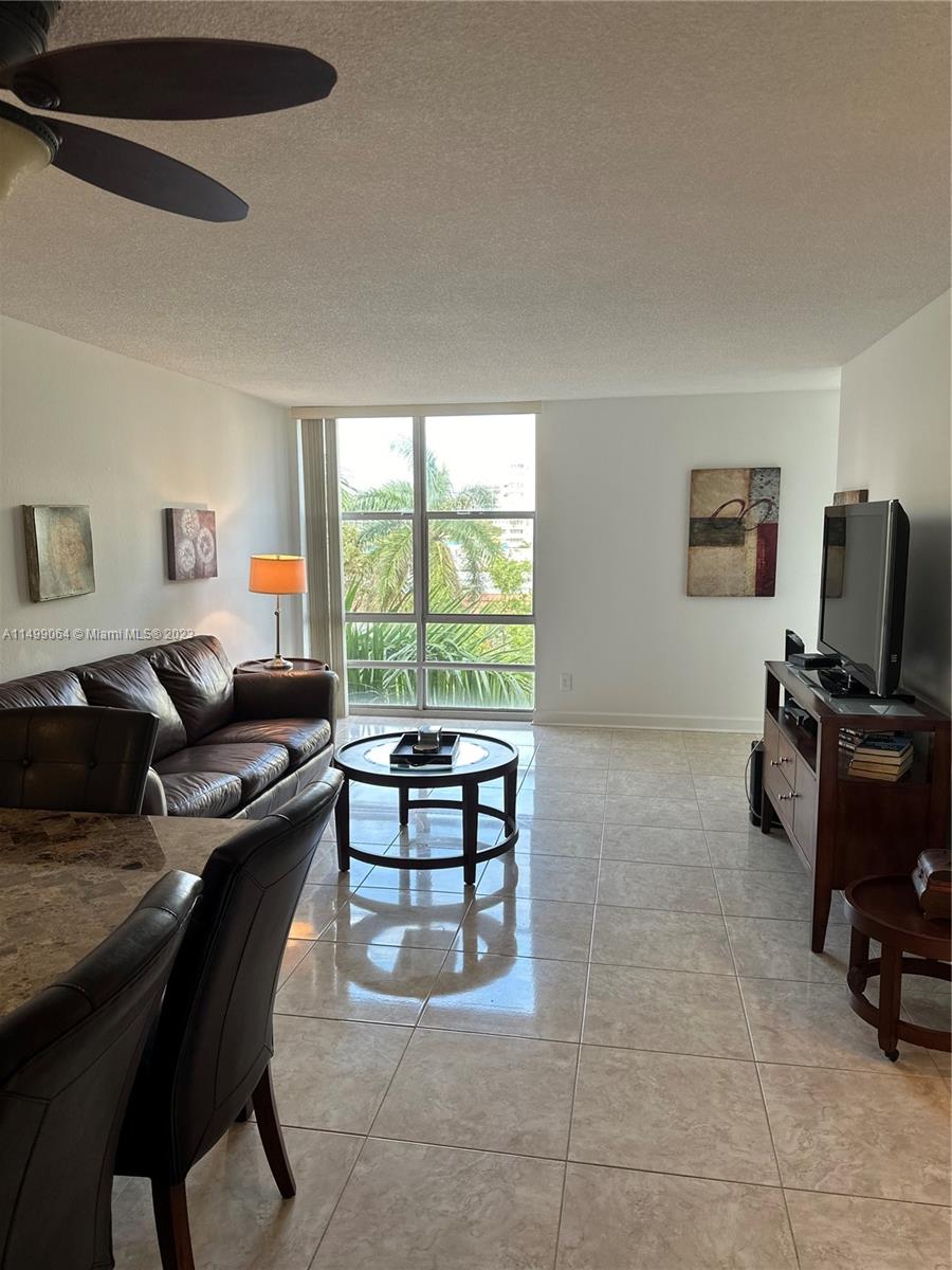 210 172nd St, Sunny Isles Beach, FL, 33160 United States, 1 Bedroom Bedrooms, ,1 BathroomBathrooms,Residential,For Sale,172nd St,A11499064