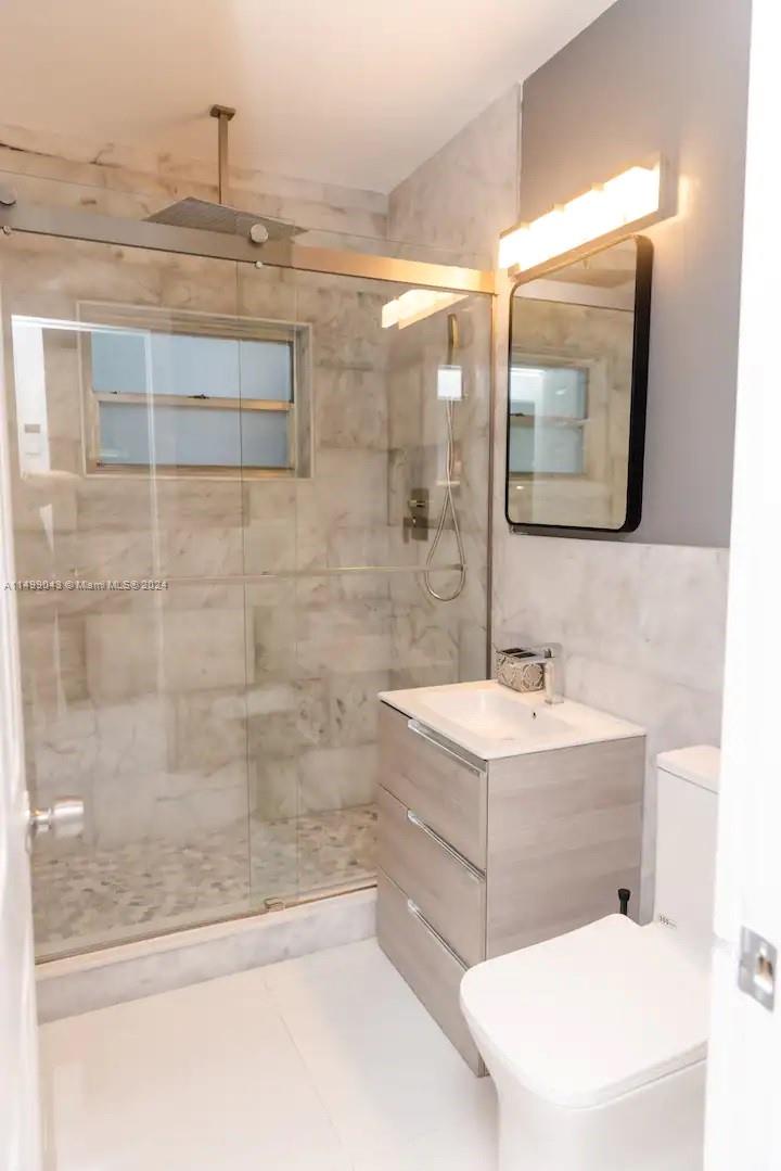 1050 NE 150th St, Miami, Florida 33161, 4 Bedrooms Bedrooms, ,3 BathroomsBathrooms,Residential,For Sale,1050 NE 150th St,A11499043