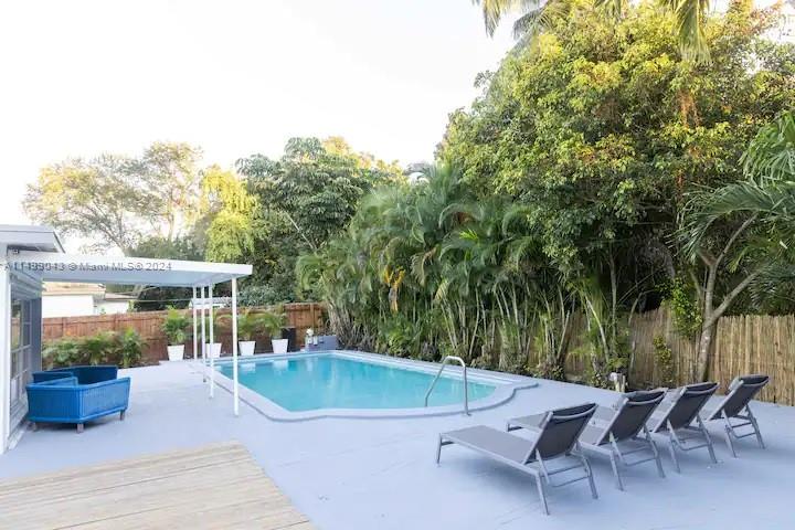 1050 NE 150th St, Miami, Florida 33161, 4 Bedrooms Bedrooms, ,3 BathroomsBathrooms,Residential,For Sale,1050 NE 150th St,A11499043
