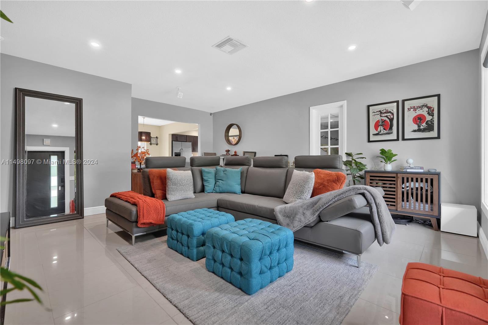 204 SE 4th Ter, Dania Beach, Florida 33004, 2 Bedrooms Bedrooms, ,2 BathroomsBathrooms,Residential,For Sale,204 SE 4th Ter,A11498097