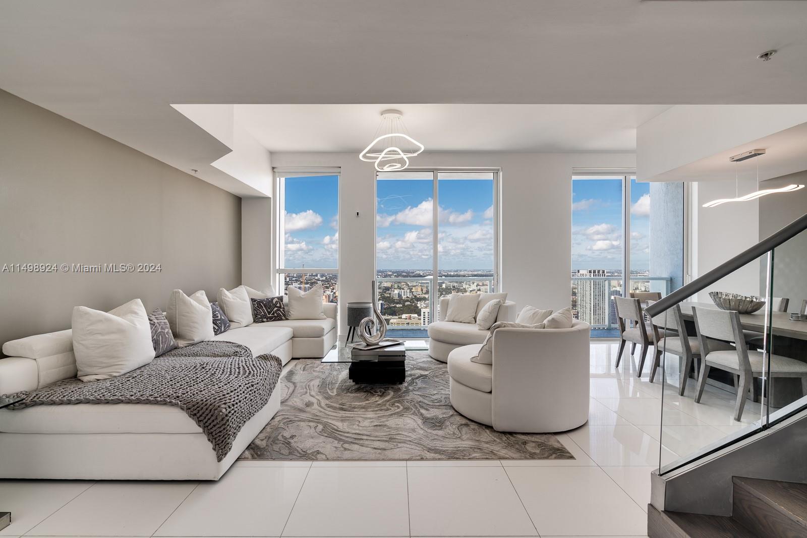 253 NE 2nd St PH4904, Miami, Florida 33132, 3 Bedrooms Bedrooms, ,5 BathroomsBathrooms,Residential,For Sale,253 NE 2nd St PH4904,A11498924
