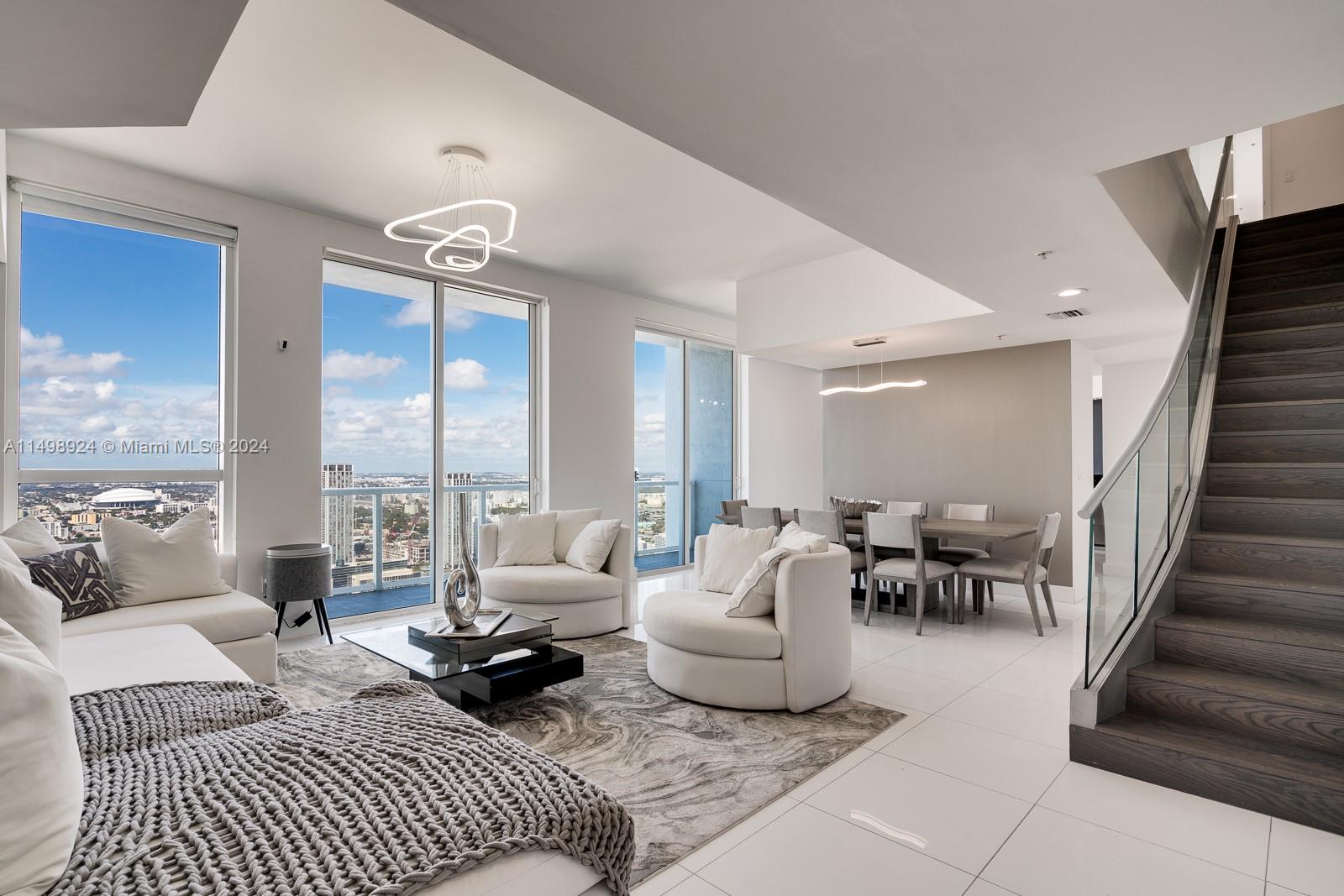 253 NE 2nd St PH4904, Miami, Florida 33132, 3 Bedrooms Bedrooms, ,5 BathroomsBathrooms,Residential,For Sale,253 NE 2nd St PH4904,A11498924