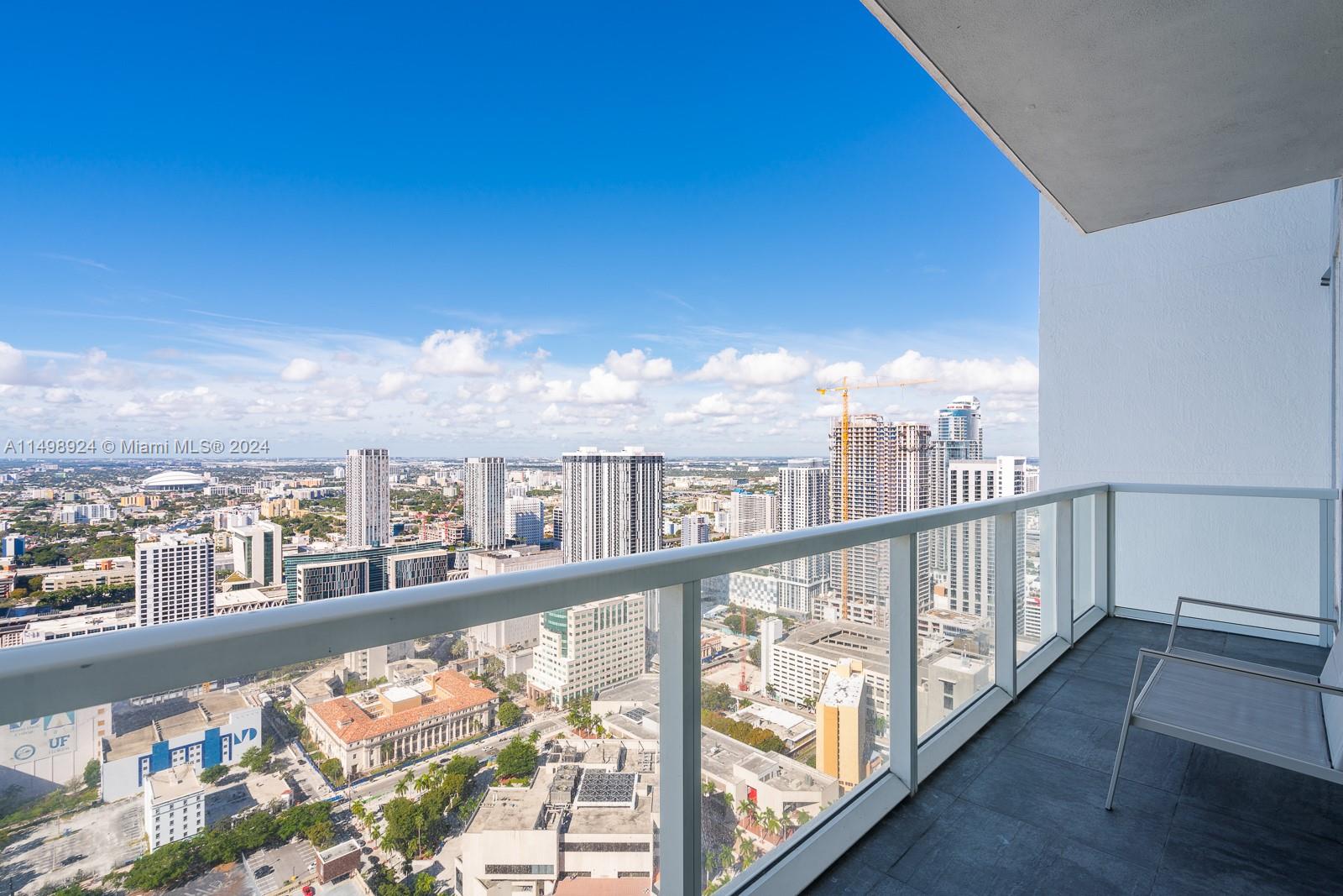 253 NE 2nd St PH4904, Miami, Florida 33132, 3 Bedrooms Bedrooms, ,5 BathroomsBathrooms,Residential,For Sale,253 NE 2nd St PH4904,A11498924